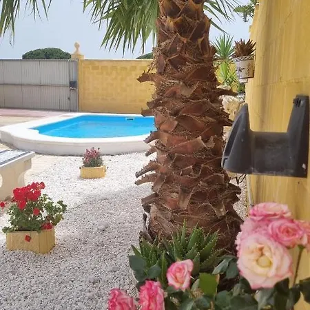 Casa Blanca Шале *