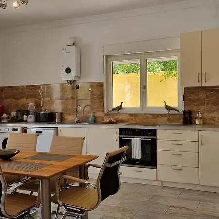 Chalet Casa Blanca